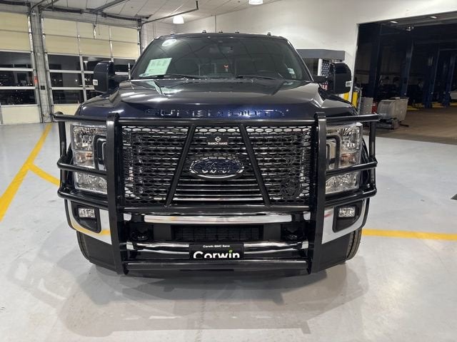 2022 Ford F-450 LARIAT