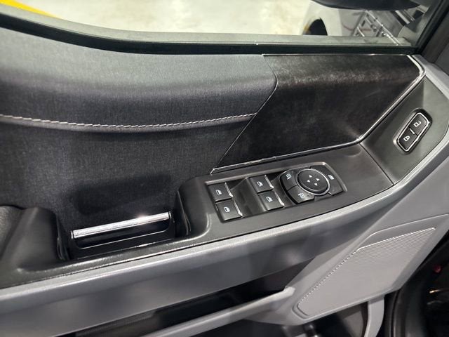 2023 Ford F-150 Lightning XLT