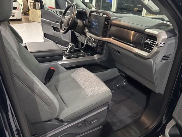 2023 Ford F-150 Lightning XLT