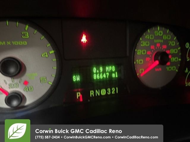 2005 Ford Super Duty F-350 SRW XL