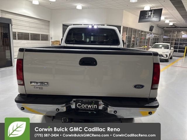 2005 Ford Super Duty F-350 SRW XL