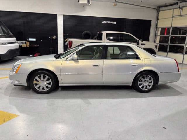 2006 Cadillac Deville w/1SD