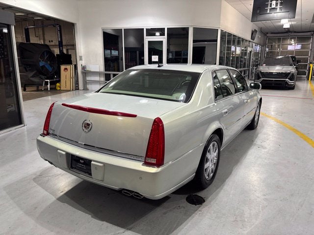 2006 Cadillac Deville w/1SD
