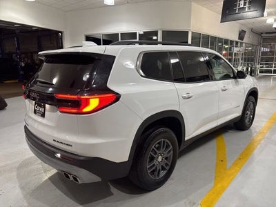 2025 GMC Acadia Elevation