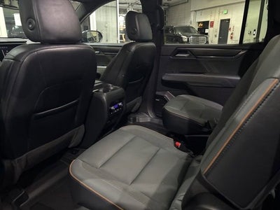 2024 GMC Acadia AT4