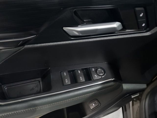 2024 GMC Acadia AT4
