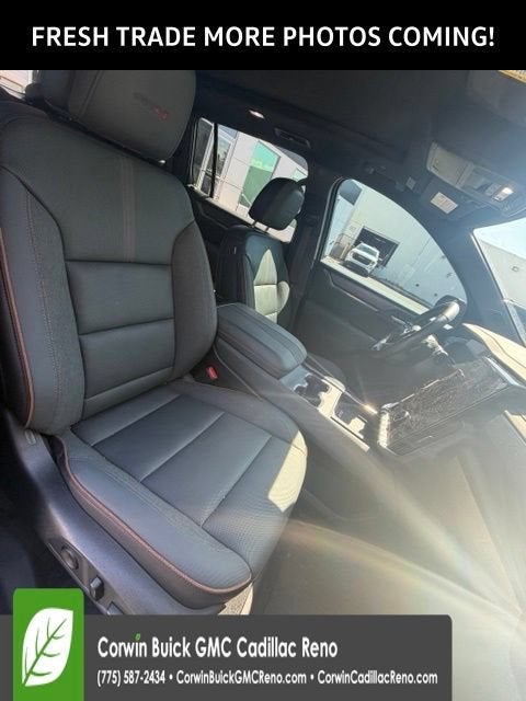 2025 GMC Acadia AT4