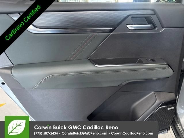 2025 GMC Acadia AT4