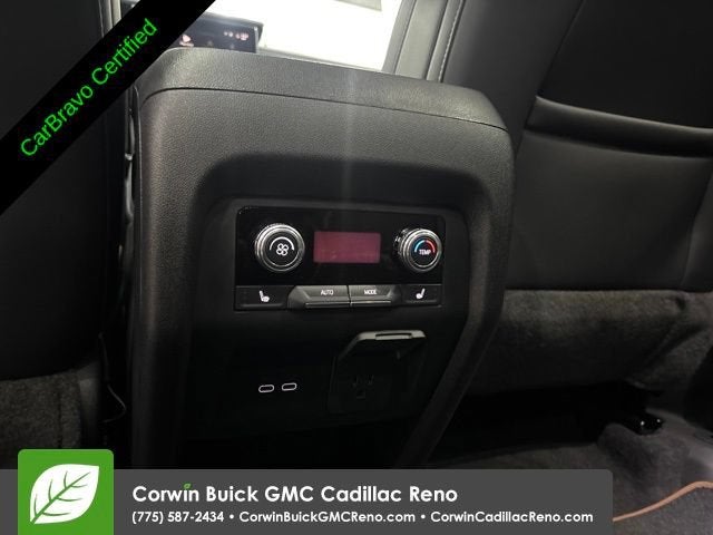 2025 GMC Acadia AT4