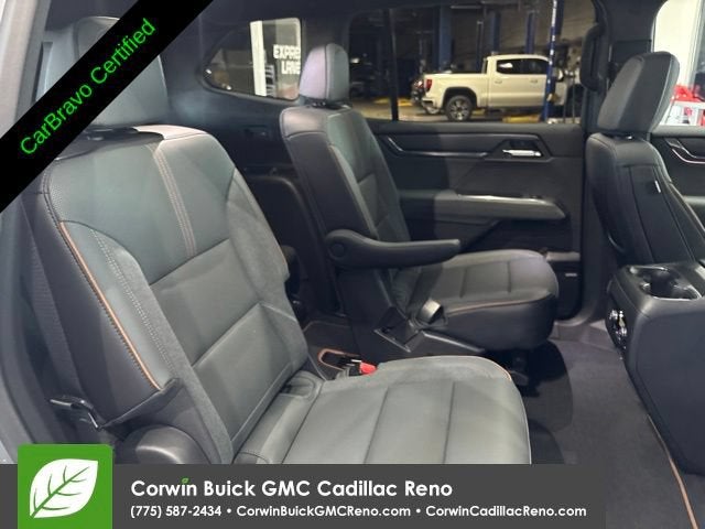 2025 GMC Acadia AT4