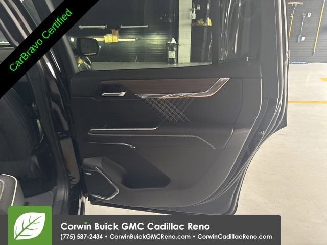 2024 GMC Acadia Denali