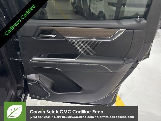 2024 GMC Acadia Denali