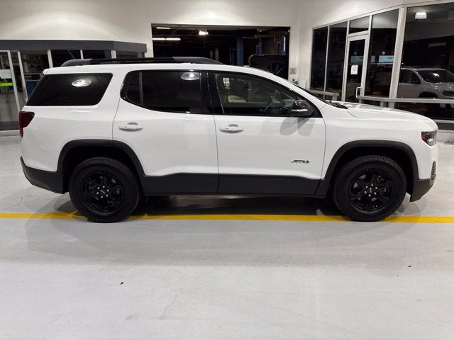 2020 GMC Acadia AT4