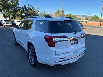 2023 GMC Acadia Denali