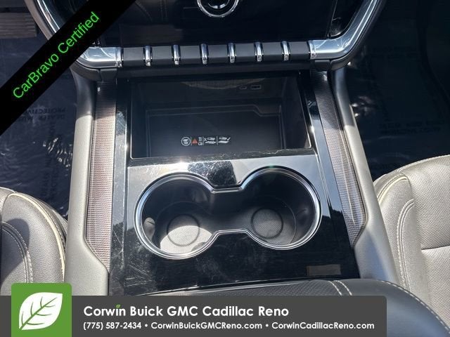 2025 GMC Yukon Elevation