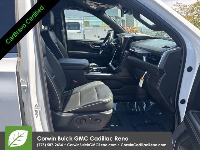 2025 GMC Yukon Elevation