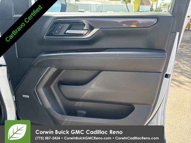 2025 GMC Yukon Elevation