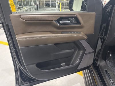 2025 GMC Yukon Denali Ultimate