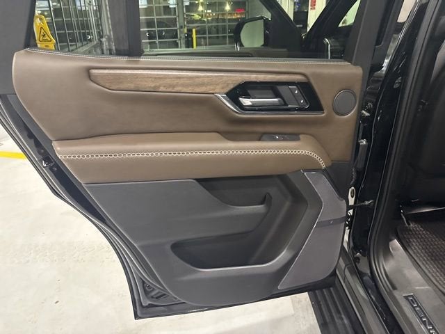 2025 GMC Yukon Denali Ultimate