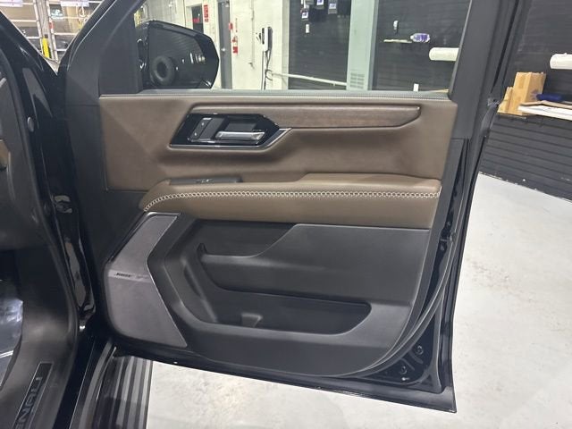 2025 GMC Yukon Denali Ultimate