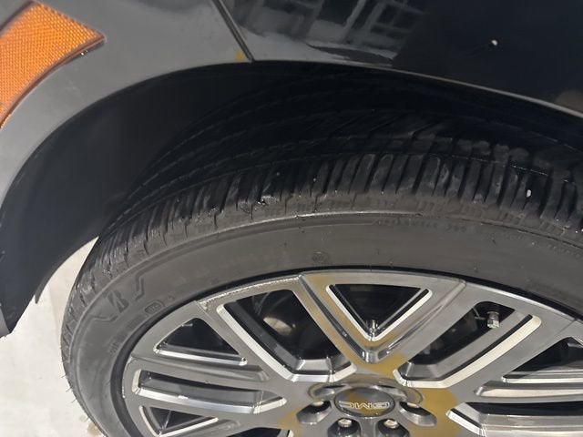 2025 GMC Yukon Denali Ultimate