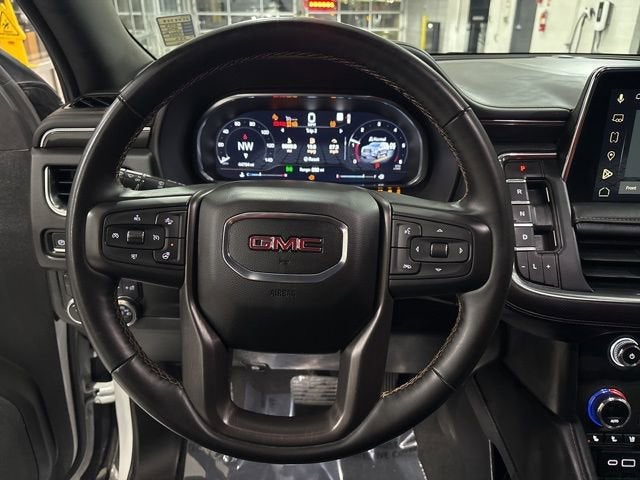 2023 GMC Yukon XL AT4