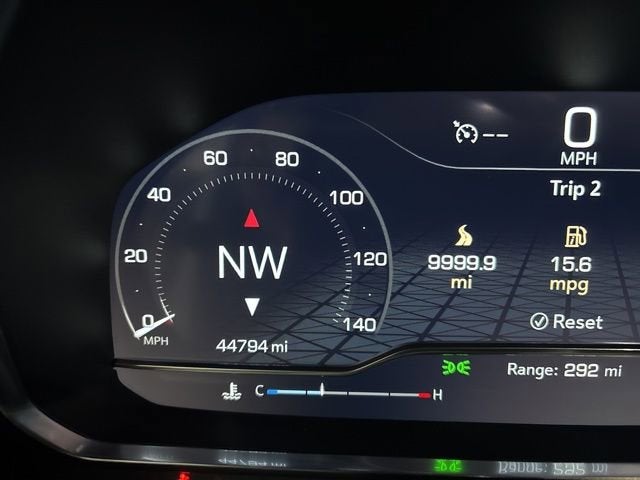 2023 GMC Yukon XL AT4