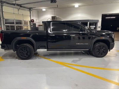 2024 GMC Sierra 2500 HD Denali Ultimate