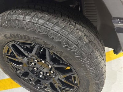 2025 GMC HUMMER EV Pickup 2X