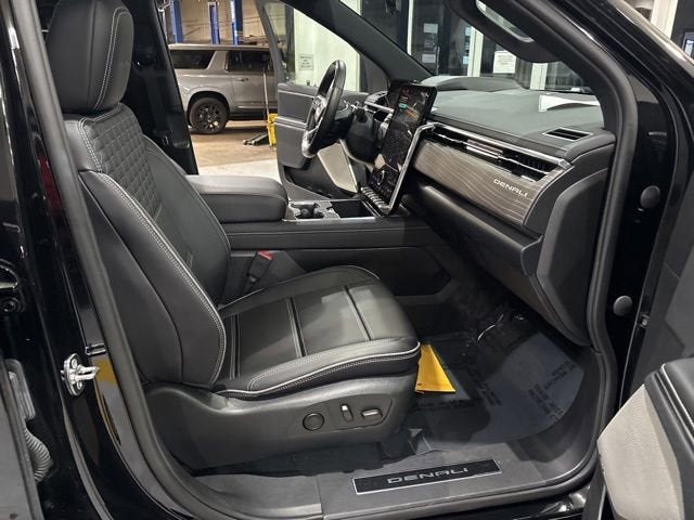 2025 GMC Sierra EV Max Range Denali