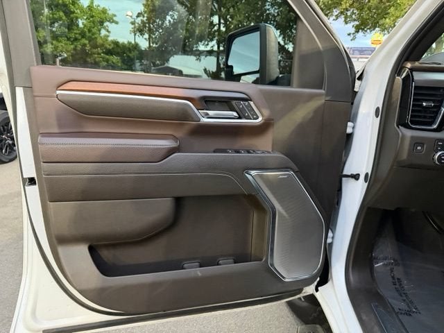 2024 GMC Sierra 3500 HD Denali