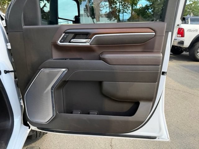 2024 GMC Sierra 3500 HD Denali