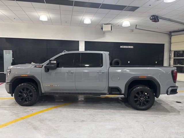 2025 GMC Sierra 2500 HD AT4