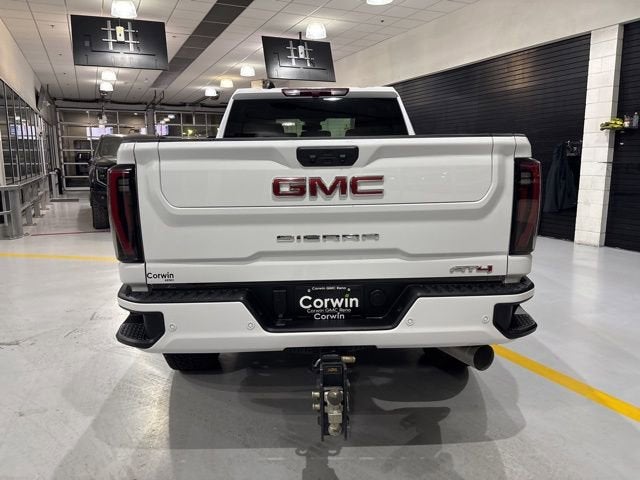 2025 GMC Sierra 2500 HD AT4