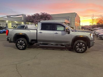 2025 GMC Sierra 3500 HD Denali