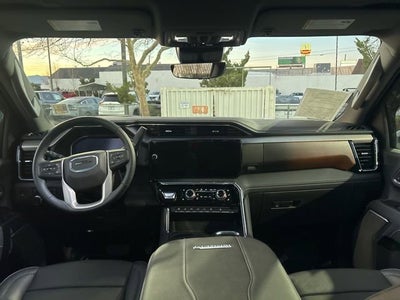 2025 GMC Sierra 3500 HD Denali