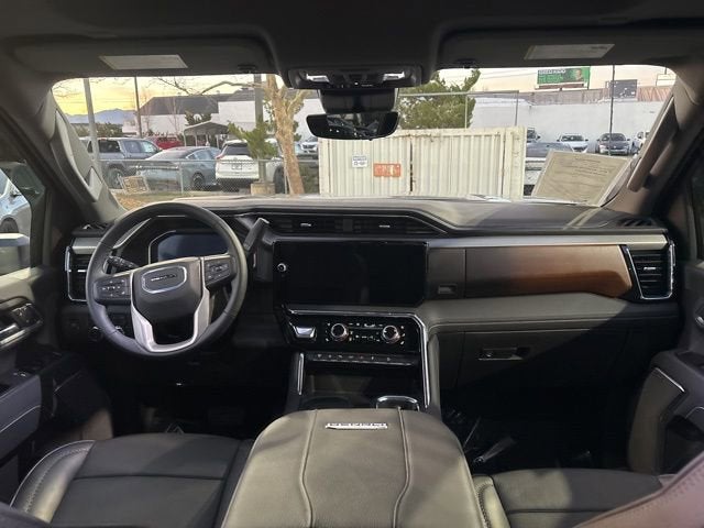 2025 GMC Sierra 3500 HD Denali