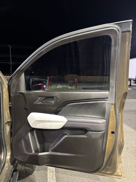 2024 GMC Canyon AT4X