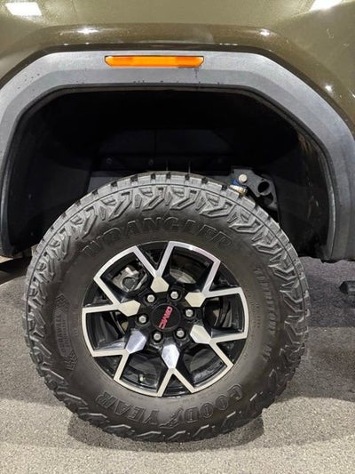 2024 GMC Canyon AT4X