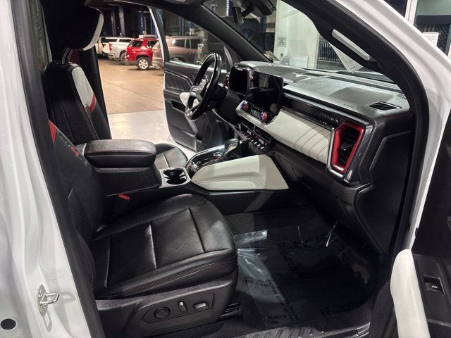 2023 GMC Canyon 4WD AT4X