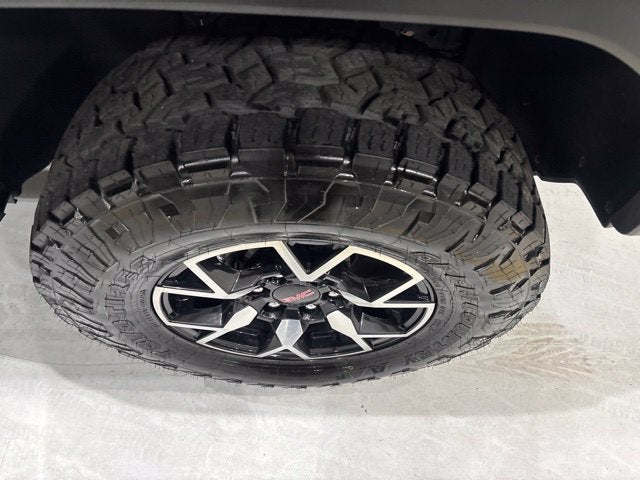 2023 GMC Canyon 4WD AT4X