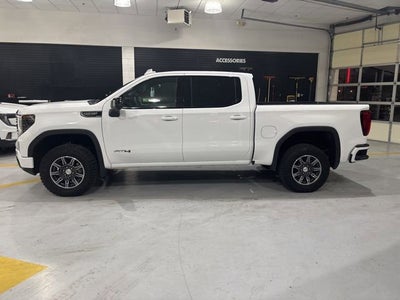 2025 GMC Sierra 1500 AT4