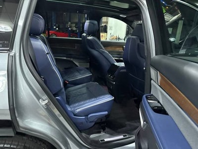 2026 Cadillac VISTIQ Premium Luxury