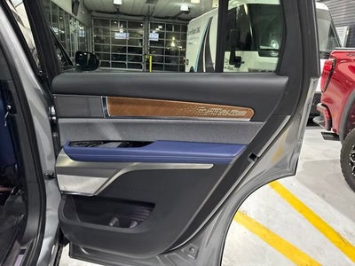 2026 Cadillac VISTIQ Premium Luxury