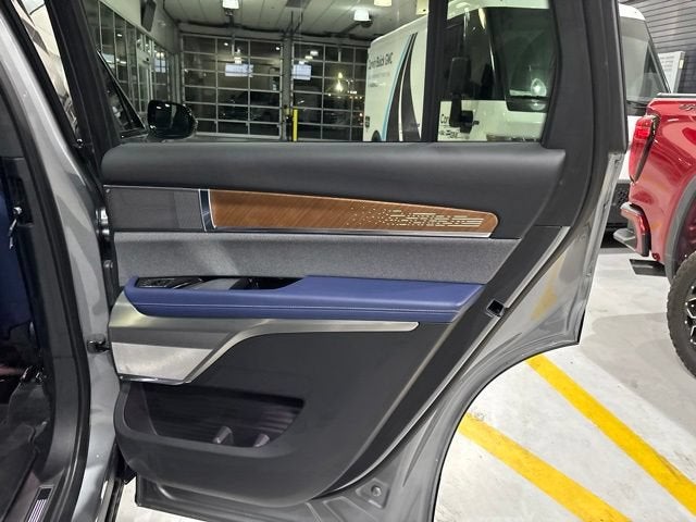 2026 Cadillac VISTIQ Premium Luxury