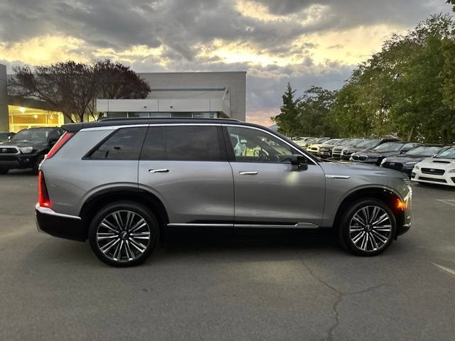 2026 Cadillac VISTIQ Premium Luxury
