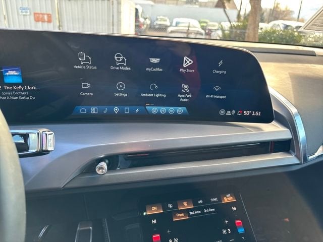 2026 Cadillac VISTIQ Sport