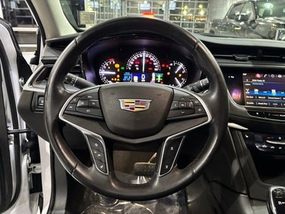 2017 Cadillac XT5 Luxury AWD
