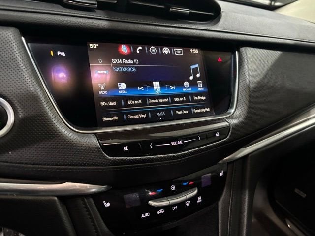 2017 Cadillac XT5 Luxury AWD