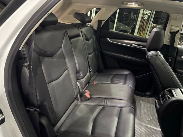 2017 Cadillac XT5 Luxury AWD